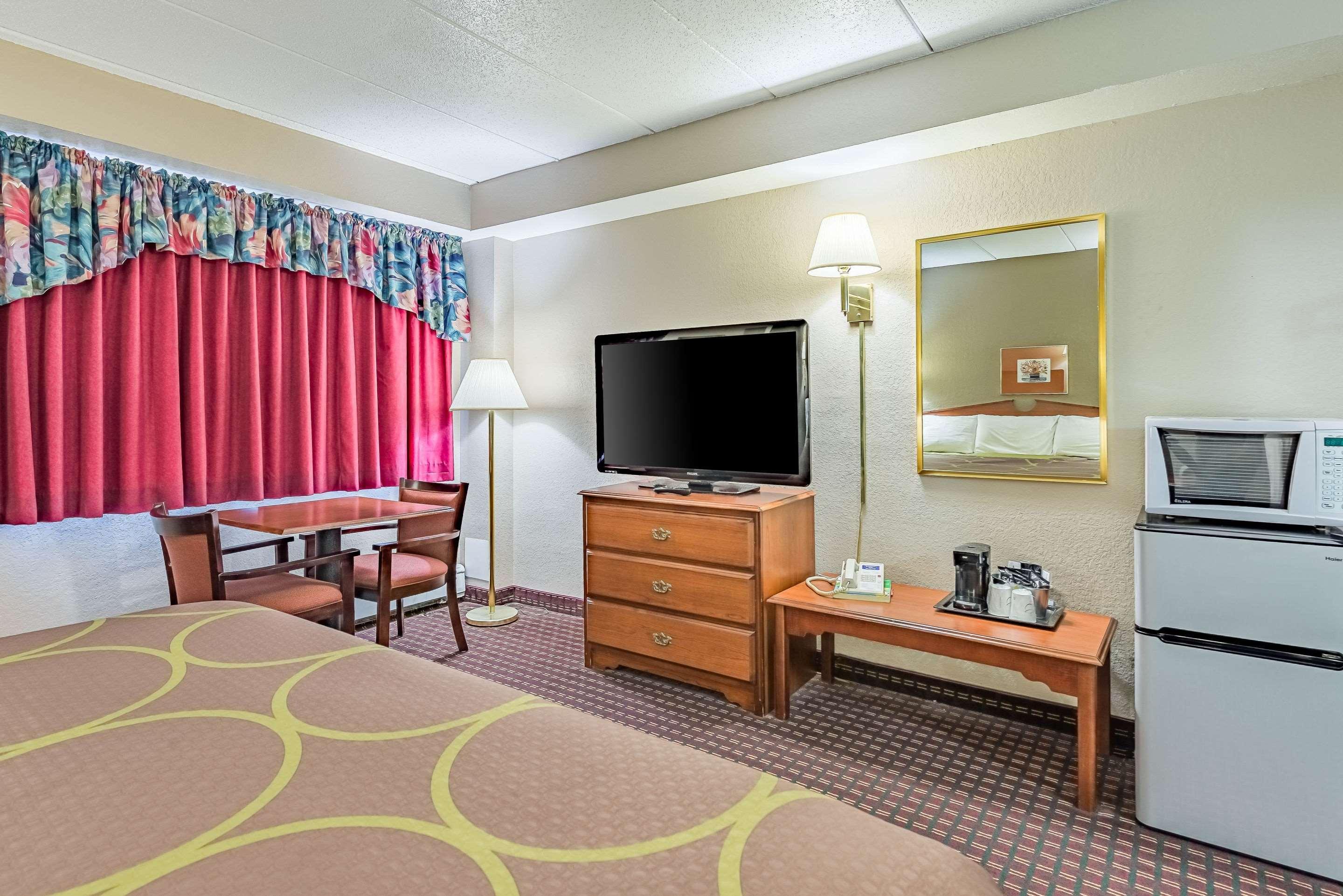 Rodeway Inn Saint Joseph Εξωτερικό φωτογραφία