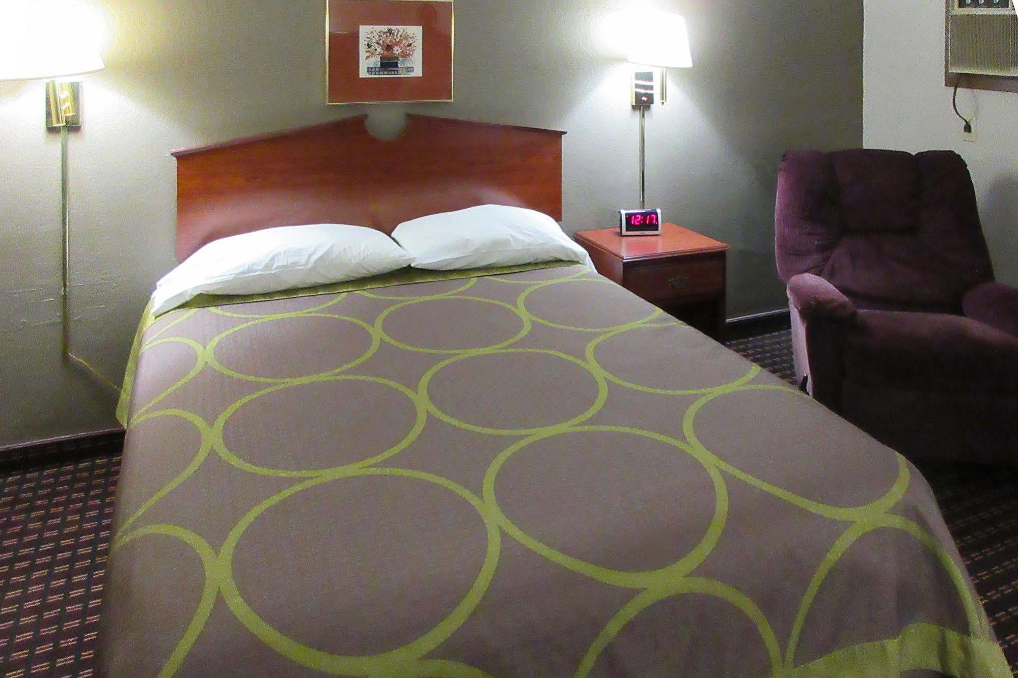 Rodeway Inn Saint Joseph Εξωτερικό φωτογραφία